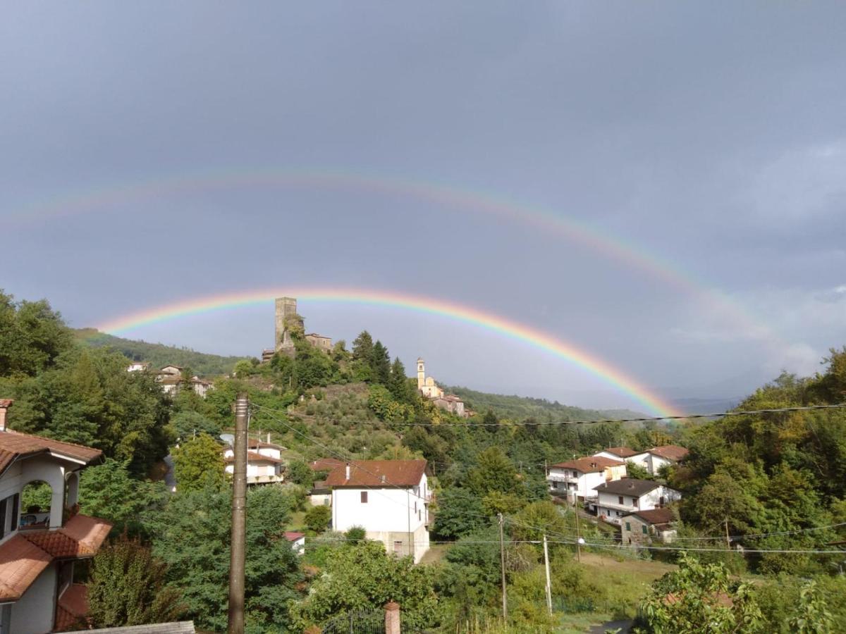 B&B Castello Malaspina Di Tresana Екстериор снимка